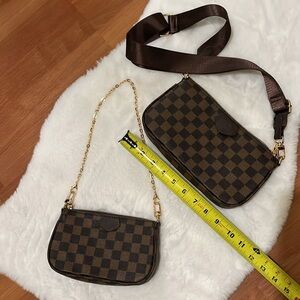 Set of two checkered bags